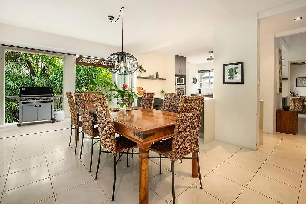 Indirah On The Beach - A Spacious Beachfront Home Port Douglas Holiday home
